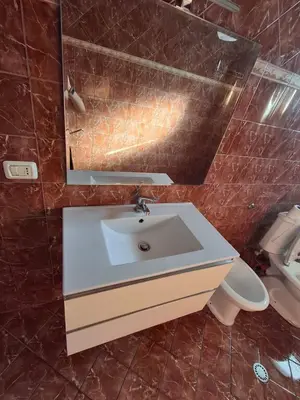 Appartamento 2+1 in affitto a Kthesa e Kamzës, Tirana, 90 m². Foto 8 di 11