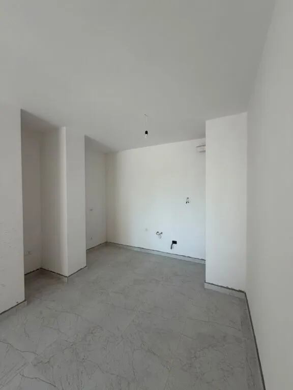 Apartament 2+1 në shitje në Univers City, Tiranë, 104 m². Foto 1 nga 6