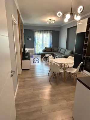 Apartament 2+1 me qera në Rruga e Barrikadave, Tiranë, 80 m². Foto 7 nga 12
