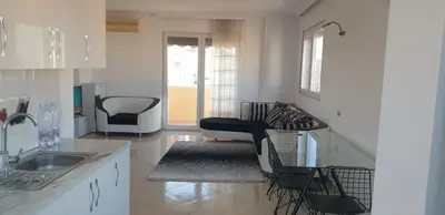 Apartment 1+1 for rent in Rruga Kongresi i Manastirit, Tirana, 85 m². Photo 1 of 10
