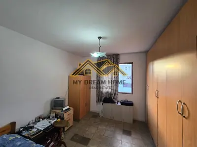 Apartament 2+1 në shitje në Stacioni i Trenit, Durrës, 75 m². Foto 3 nga 9