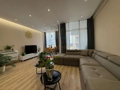 Apartament 2+1 në shitje në Jordan Misja, Tiranë, 98 m². Foto 2 nga 11