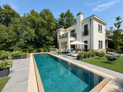 Villa in vendita a Lundër, Tirana, 340 m². Foto 2 di 12