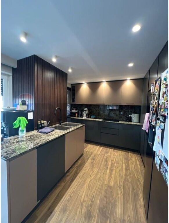 Duplex for sale in Kodra e Diellit, Tirana, 190 m². Photo 2 of 3
