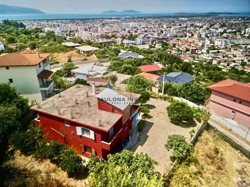 Villa for sale in Kuzum Baba, Vlorë, 250 m². Photo 1 of 12