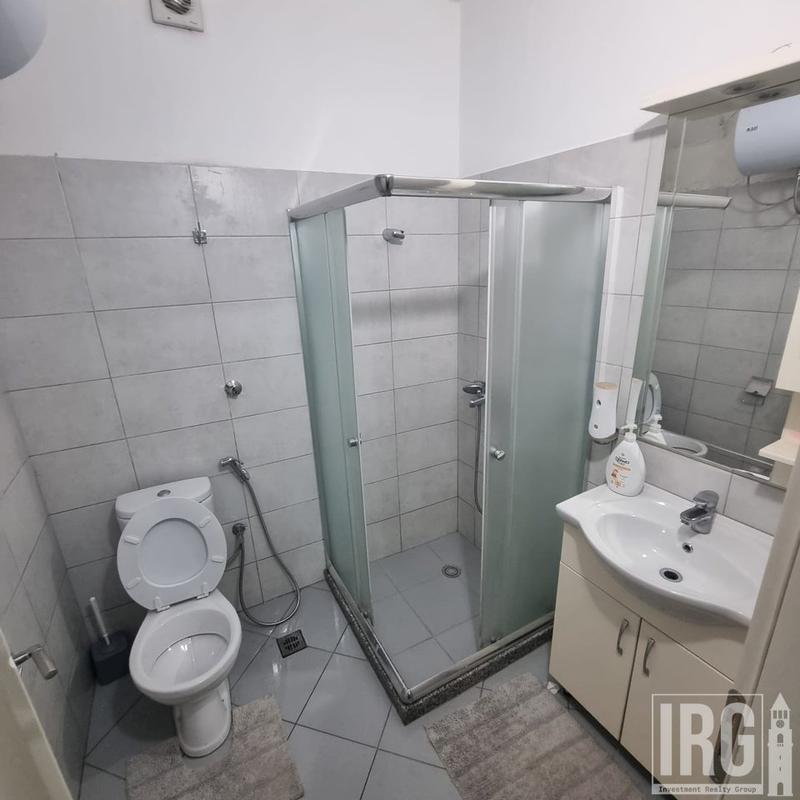 Apartament 2+1 me qera në Bulevardi Bajram Curri, Tiranë, 70 m². Foto 6 nga 9