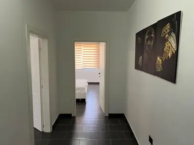 Apartament 1+1 me qera në Rruga Kalabria, Durrës, 70 m². Foto 8 nga 9