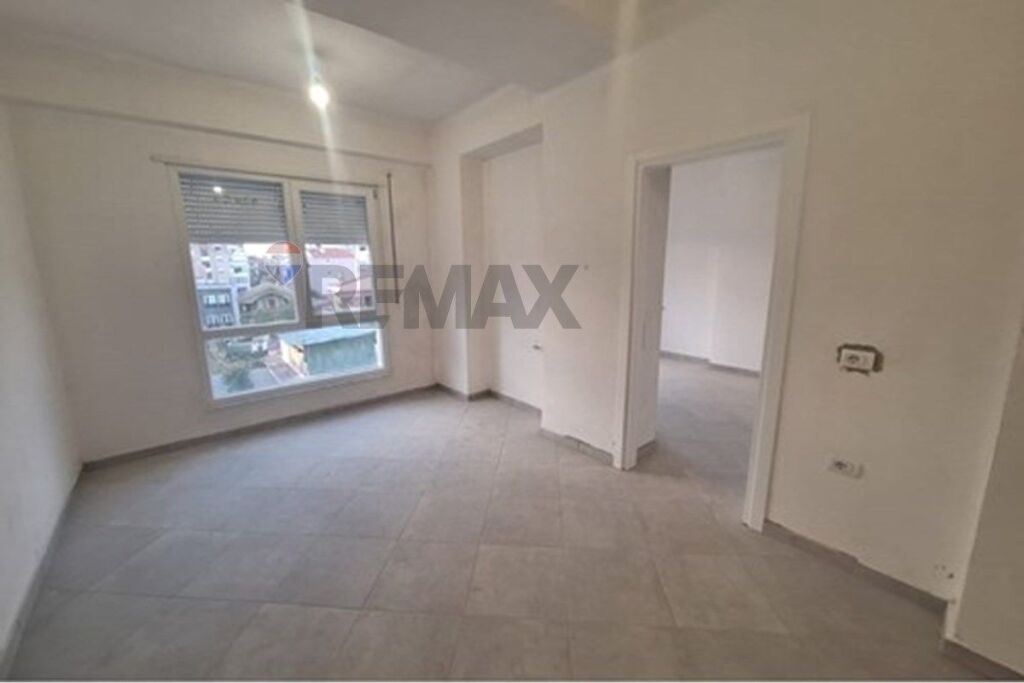 Appartamento in vendita a Brryli, Tirana, 95 m². Foto 2 di 3