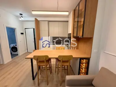 Apartament 1+1 me qera në Komuna e Parisit, Tiranë, 62 m². Foto 4 nga 9