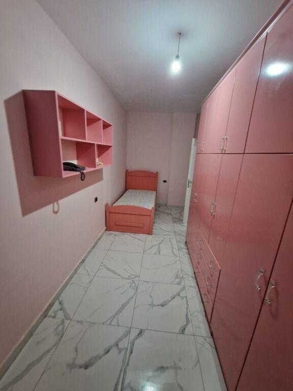 Apartament 2+1 me qera në Spitali Rajonal Durrës, Durrës, 80 m². Foto 8 nga 12