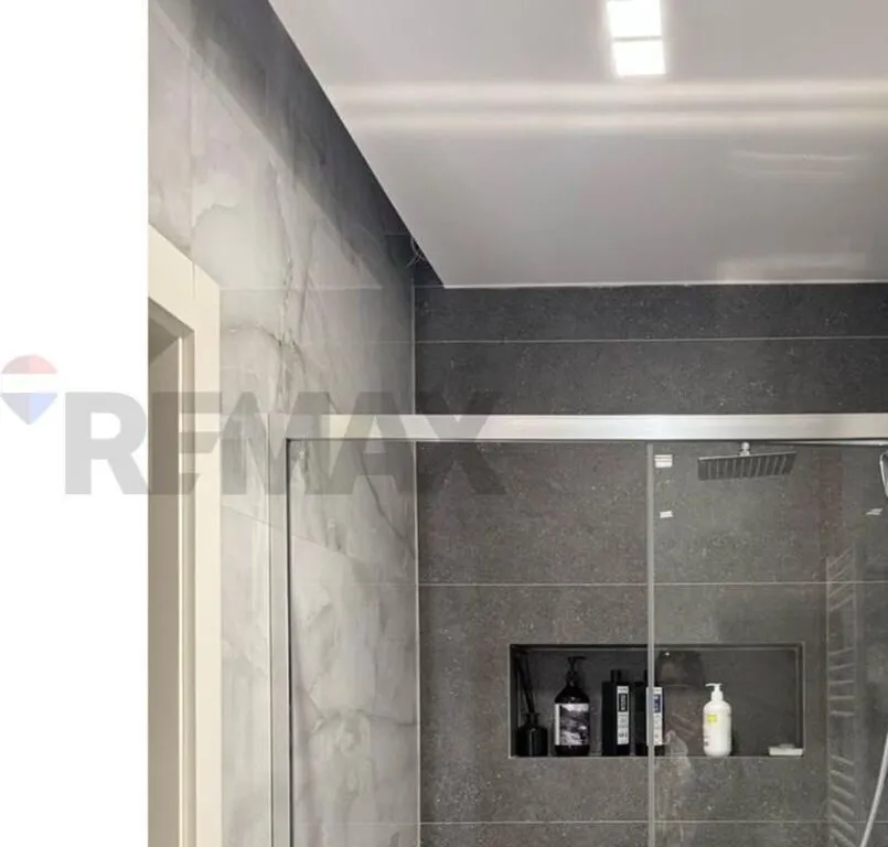 Apartament 1+1 në shitje në Rruga Siri Kodra, Tiranë, 81 m². Foto 1 nga 11