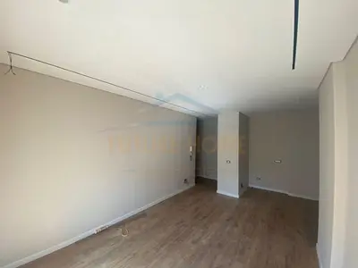 Apartament 2+1 në shitje në Rruga Karl Gega, Tiranë, 100 m². Foto 5 nga 7