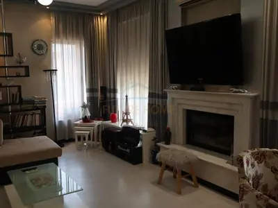 Appartamento 2+1 in affitto a Rruga e Kavajës, Tirana, 160 m². Foto 2 di 11