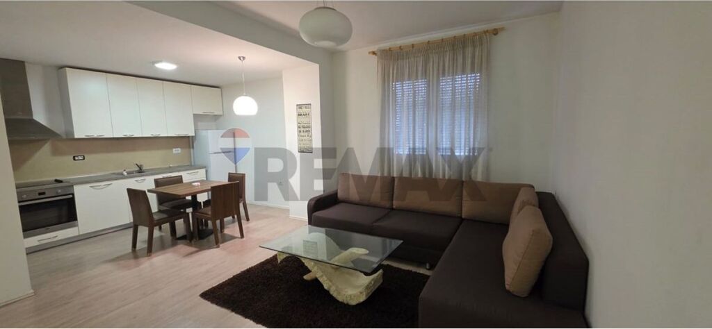 Apartment for sale in Kodra e Diellit, Tirana, 62 m². Photo 1 of 3