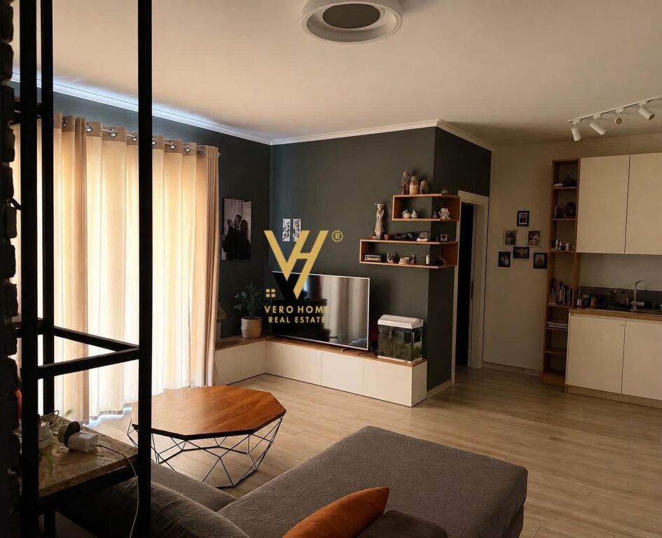Apartament 2+1 në shitje në 21 Dhjetori, Tiranë, 100 m². Foto 2 nga 3