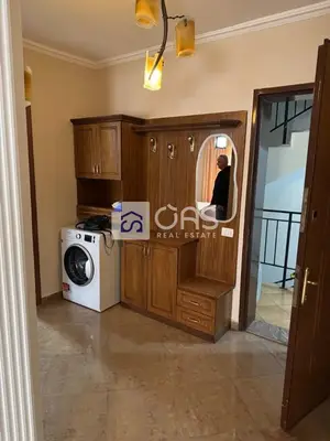 Apartament 1+1 me qera në Sheshi Willson, Tiranë, 65 m². Foto 3 nga 6