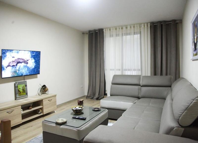 Appartamento 2+1 in affitto a Rruga Kongresi i Manastirit, Tirana, 80 m²