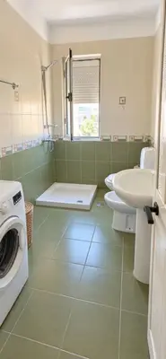 Apartament 1+1 me qera në Myslym Shyri, Tiranë, 70 m². Foto 5 nga 6
