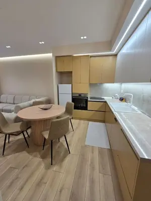 Apartament 2+1 me qera në Don Bosko, Tiranë, 110 m². Foto 3 nga 12