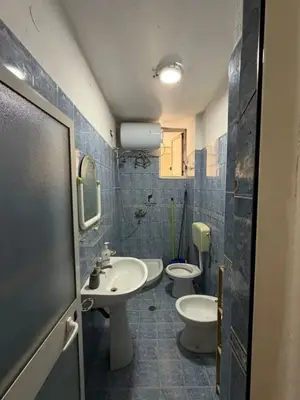 Appartamento 1+1 in affitto a Blloku, Tirana, 60 m². Foto 5 di 6