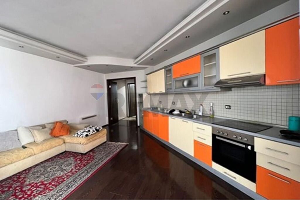 Apartment for sale in Kodra e Diellit, Tirana, 112 m². Photo 1 of 3