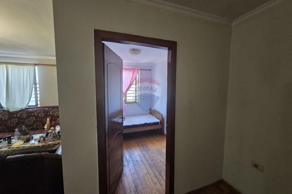 Apartament në shitje në Bulevardi Zogu I, Tiranë, 63 m². Foto 2 nga 3
