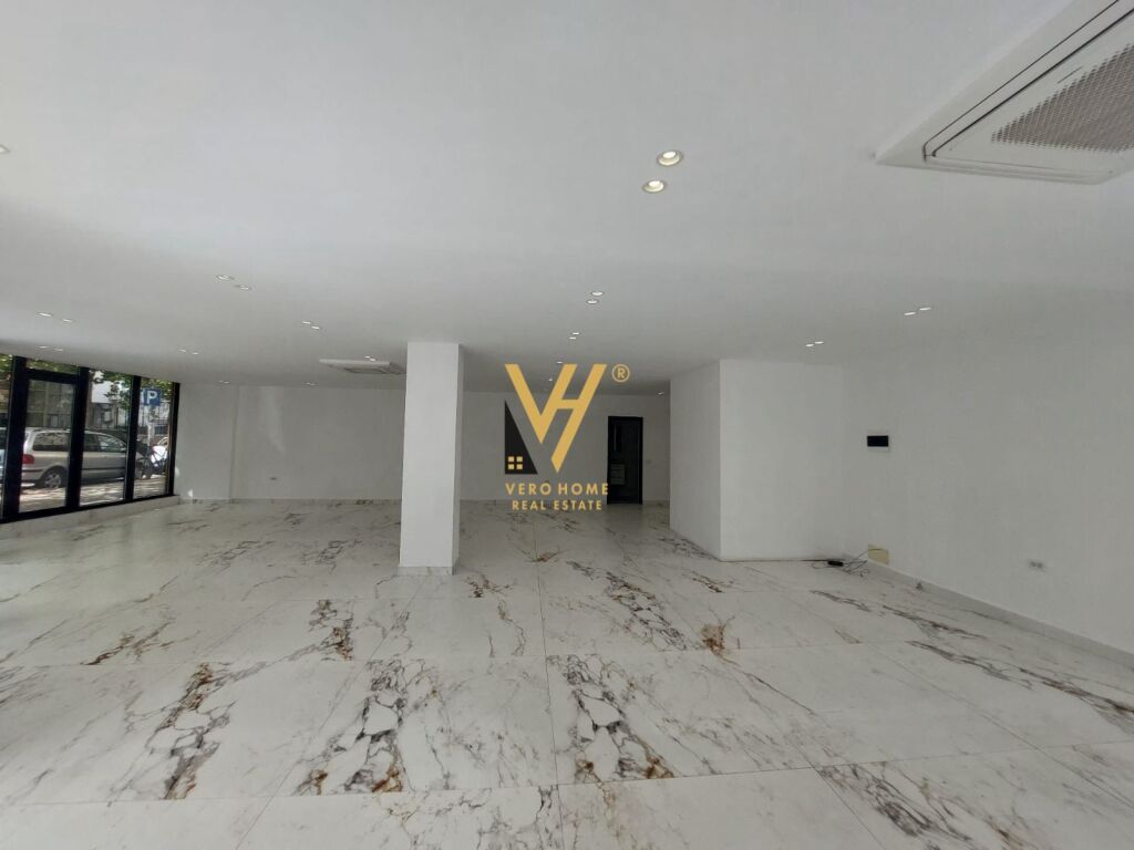 Dyqan me qera në Don Bosko, Tiranë, 120 m²