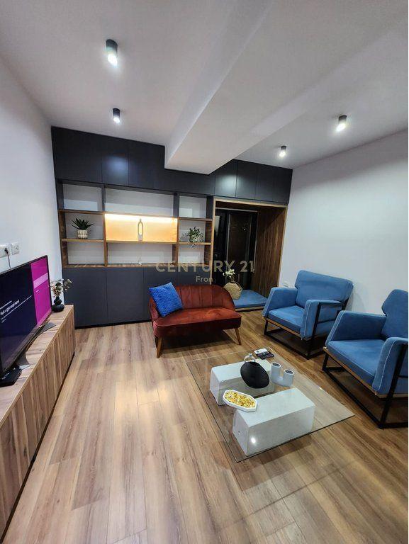 Appartamento 1+1 in vendita a Square 21 Apartments, Tirana, 77 m²