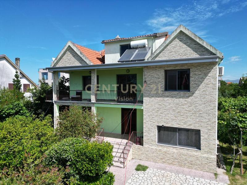 Villa for sale in Dobrac, Shkodër, 1,147 m²