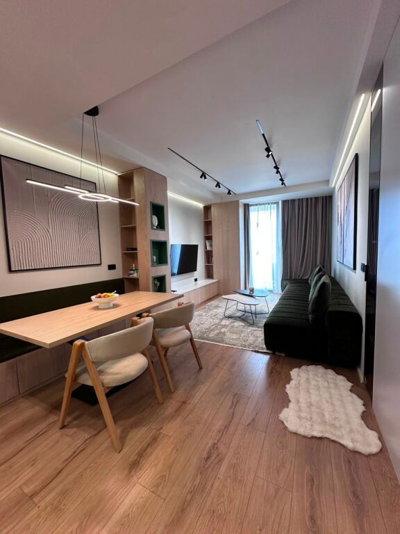Appartamento 1+1 in affitto a Rruga Mine Peza, Tirana, 85 m²