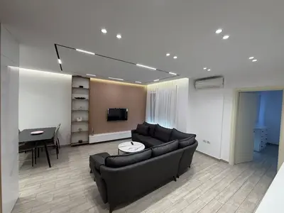 Appartamento 1+1 in affitto a Stacioni i Trenit, Tirana, 70 m². Foto 5 di 7