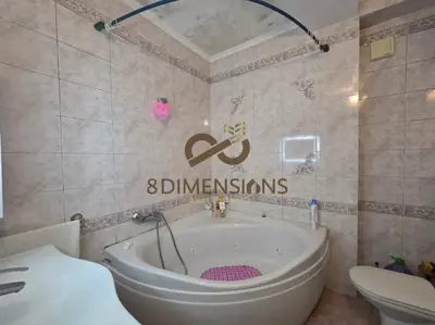Appartamento 3+1 in vendita a Blloku, Tirana, 155 m². Foto 9 di 9