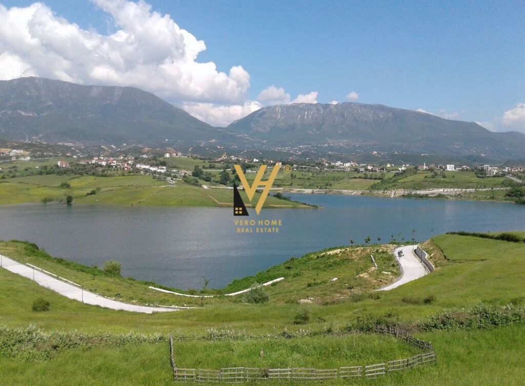 Tokë në shitje në Farkë, Tiranë, 4 500 m². Foto 1 nga 1