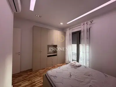 Apartament 1+1 me qera në Kompleksi Delijorgji, Tiranë, 70 m². Foto 9 nga 12