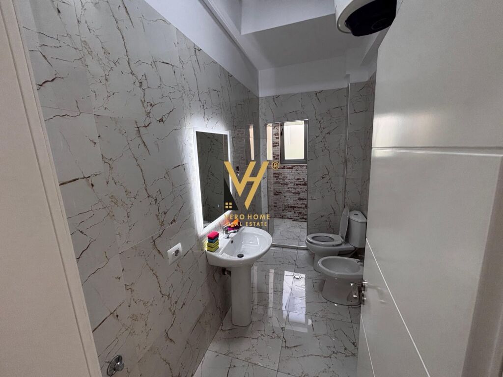 Zyrë me qera në Medreseja, Tiranë, 75 m². Foto 3 nga 3