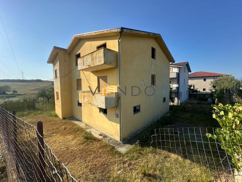Villa in vendita a Durres, Pjeze, Durres, Durazzo, 672 m²