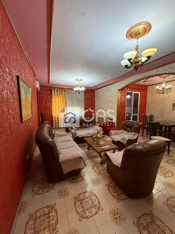 Apartament 2+1 me qera në Vasil Shanto, Tiranë, 131 m²