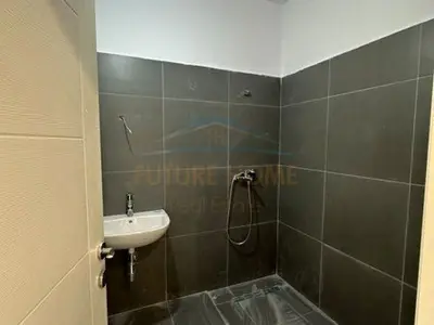 Apartament 1+1 në shitje në Parking ASL 1, Tiranë, 64 m². Foto 6 nga 7