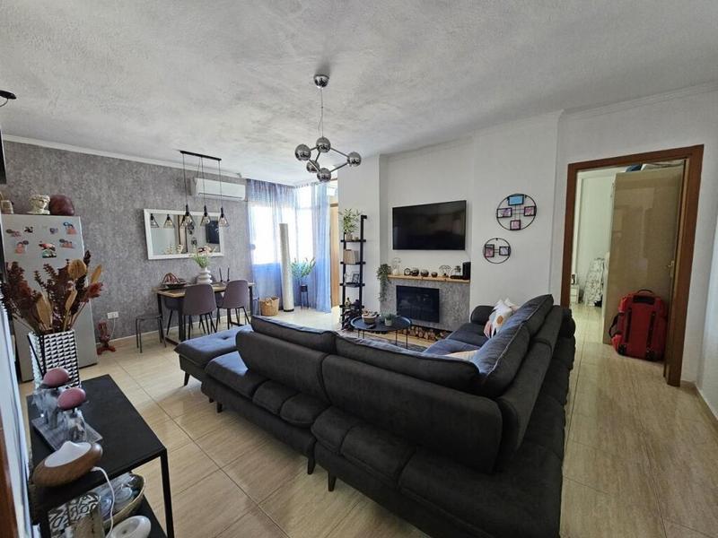 Apartament 1+1 me qera në Rruga e Bogdanëve, Tiranë, 60 m²