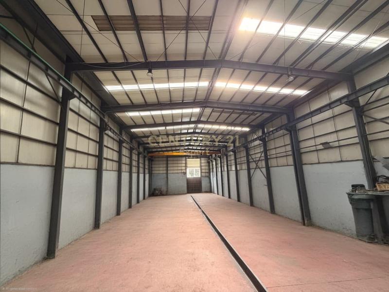 Warehouse for sale in Mucaj, Vorë, 3,233 m²