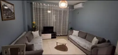 Apartament 1+1 me qera në Astir, Tiranë, 70 m². Foto 5 nga 6