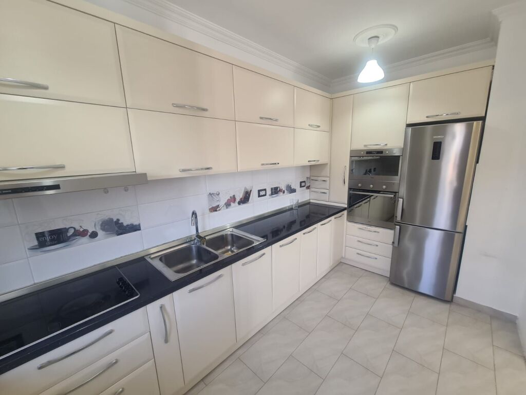 Apartament 1+1 me qera në Selvia, Tiranë, 80 m². Foto 2 nga 3