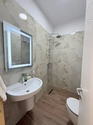 Apartament 2+1 në shitje në Shkolla e Kuqe, Tiranë, 129 m². Foto 8 nga 10
