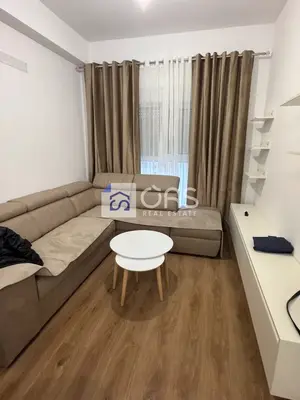 Apartament 1+1 me qera në Ali Dem, Tiranë, 50 m². Foto 2 nga 2