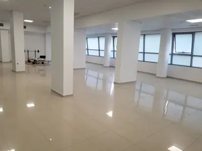 Commercial space for rent in Bulevardi Gjergj Fishta, Tirana, 250 m². Photo 1 of 9