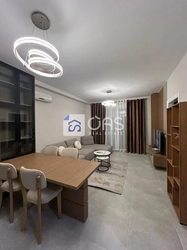 Apartament 1+1 me qera në Kombinat, Tiranë, 75 m²