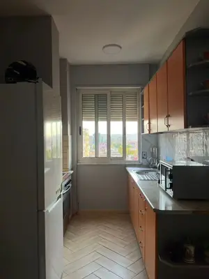 Apartament 2+1 me qera në Rruga e Kavajës, Tiranë, 87 m². Foto 5 nga 6