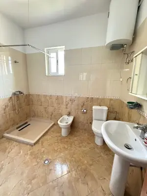 Shtëpi private me qera në Rruga Fuat Toptani, Tiranë, 100 m². Foto 6 nga 8