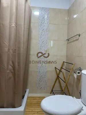 Apartament 1+1 me qera në Sheshi Skënderbej, Tiranë, 70 m². Foto 8 nga 9