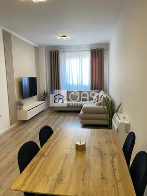 Apartament 1+1 me qera në Laprakë, Tiranë, 78 m². Foto 1 nga 7